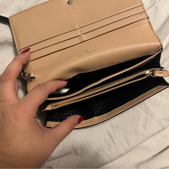 Kate Spade Black Shoulder Bag with Gold Accents - Picture 9 of 9